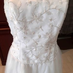 XL F.I.E.S.T.A Wedding Dress